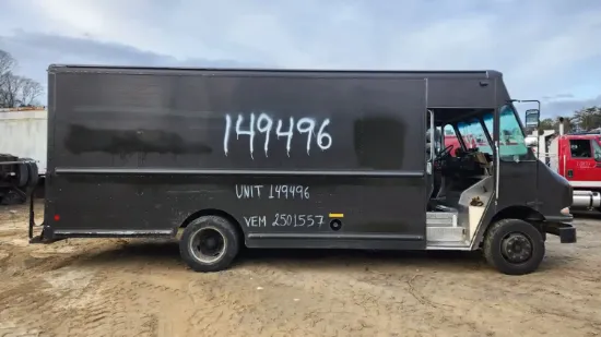 Picture of 2010-freightliner-mt55-chassis-truck-delivery